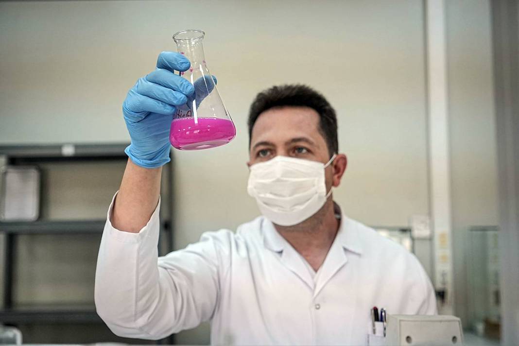 Mehmetçiğin içtiği sütten, yediği konserveye kadar hepsi buradan geçiyor! Moleküllerine kadar incleniyor 10